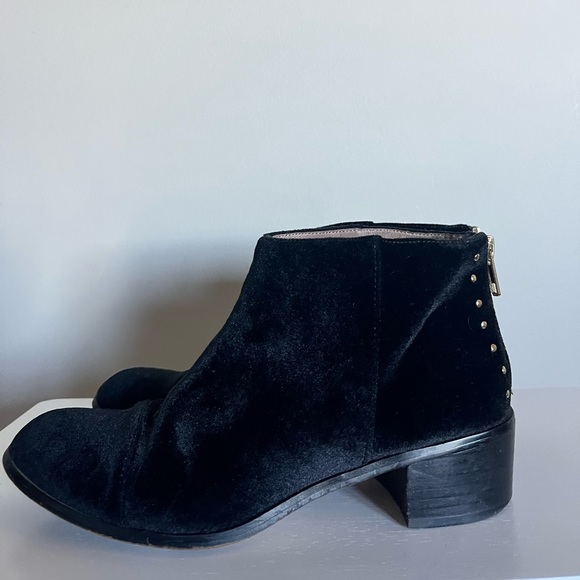 Anthropologie Shoes - Anthropologie Round-Toe Velvet Ankle Boots